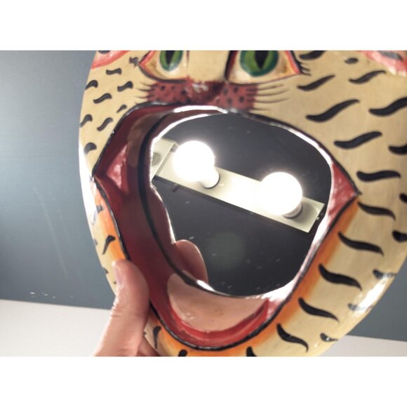 Vintage Cat Head Mirror Balinese Wooden Carved Hand Painted Tiger Striped Tabby - Picture 5 of 10